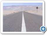 Route dans le desert Nord chilien